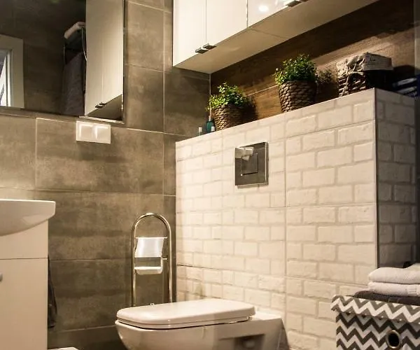 Centre * Κατοβίτσε